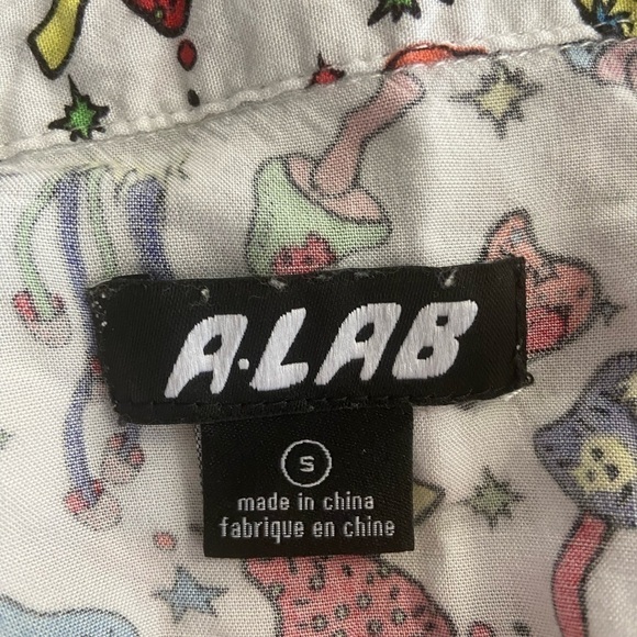 A-Lab Shroomie White Short Sleeve Button Up - Picture 6 of 6